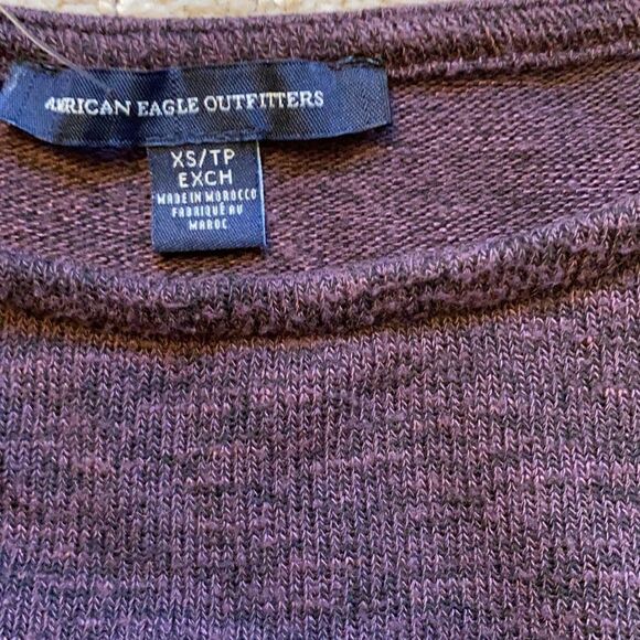 American Eagle sweater size XS. Very good condition. - Picture 2 of 5
